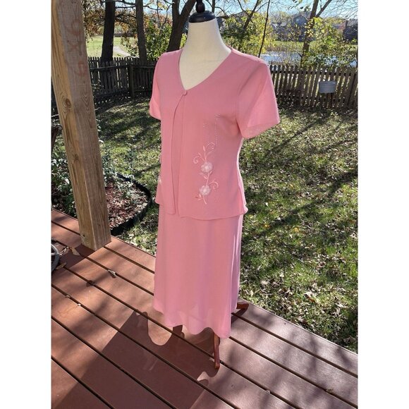 Leslie Belle Pink Size 10P Short Sleeve Two-Piece Maxi Dress With Floral Embroid - Picture 2 of 15